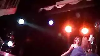 تزاوج الحيوانات البرية مع عاهرات عاريات