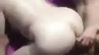 شابان ينيكان عاهرة متلهفة في فيلم إباحي مصري خشن