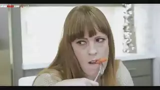 ابنة الزوجة تمارس جنس عائلي صعب