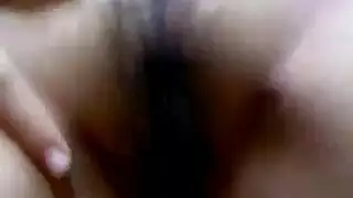 ولد يعاقب بنت ويخليهه تعيط بعله صوته