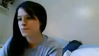 حلاقة تنزع شعر لصيدقتها ليلة زفافها