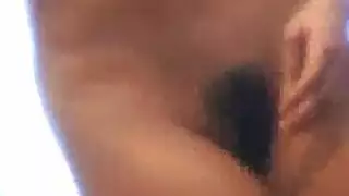 غير مخلصات: صديقات يابانيات يتذوقن فرج بعضهن