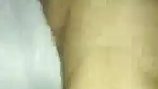 جنس فموي قاسٍ: الجارة تأخذ كل بوصة من القضيب الأسود
