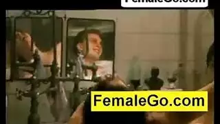 دخول حفلة خاصة: خيال شرجي متسع مع عاهرات النادي