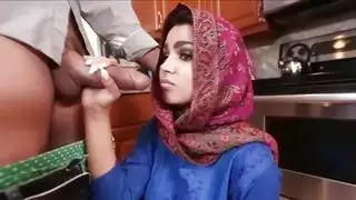 مغامرة جنسية: مشاركة ناك امرأتين ناضجتين ساخنتين