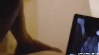 متلصص الفندق: مصور يلتقط صورًا عارية ثم يملأ فرجها